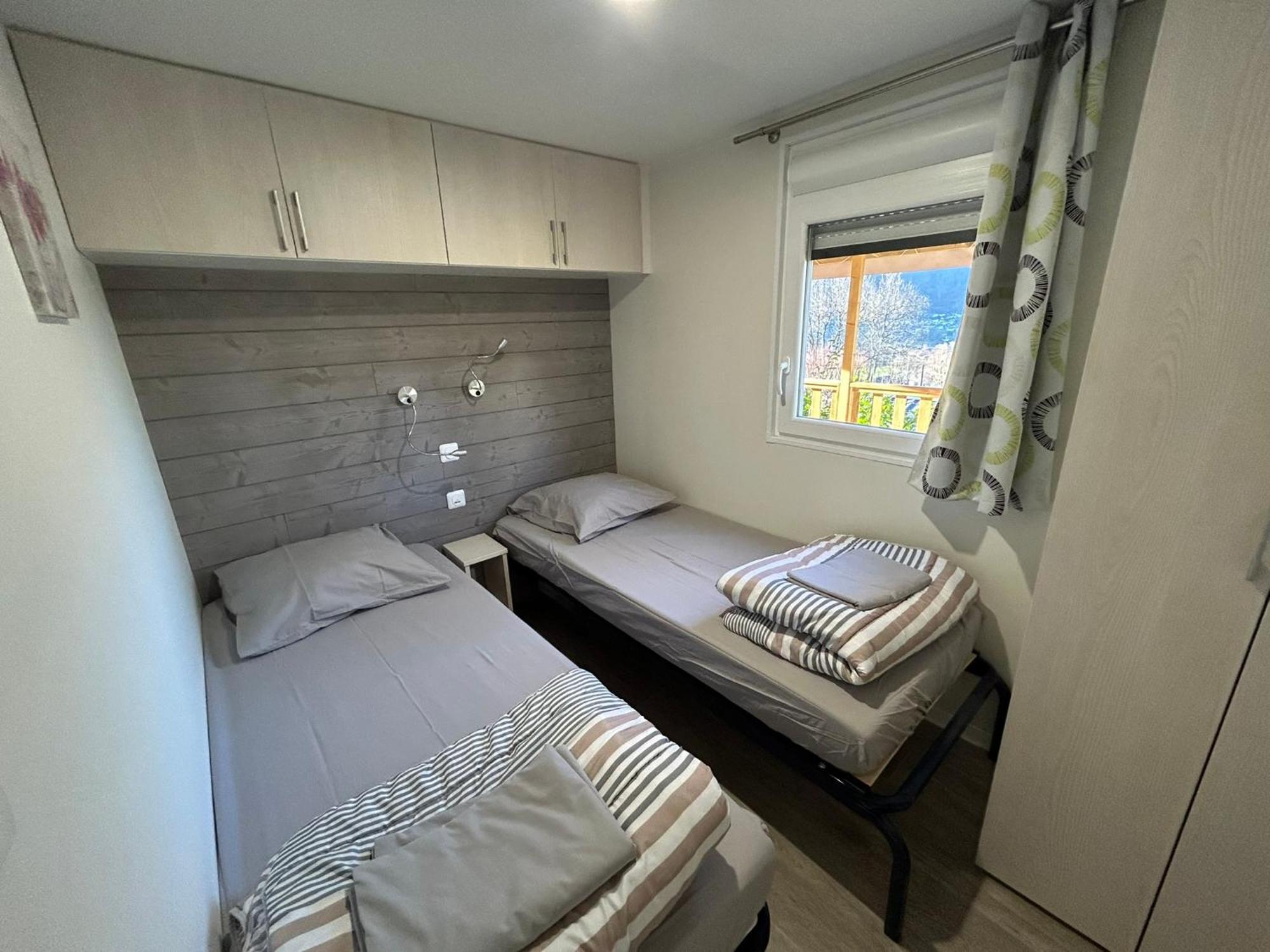 Camping Du Valentin Laruns Exterior photo